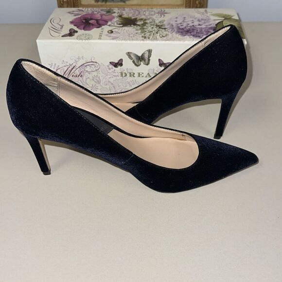 Mango 8-8.5 Midnight Navy Blue Velvet Pumps Stilettos Pointy Toe Heels - Picture 6 of 12